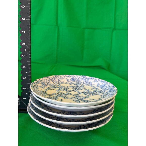 Set Of 5 Blue & White Ceramic Plates With Floral Pattern - Picture 2 of 2